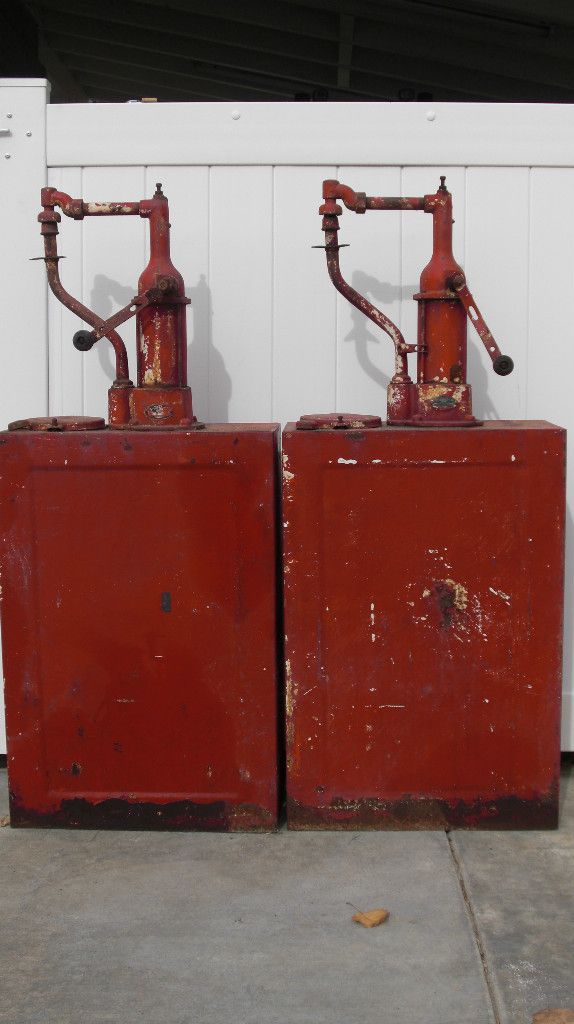 ANTIQUE VINTAGE ERIE OIL PUMP DISPENSER    PAIR OF TWO