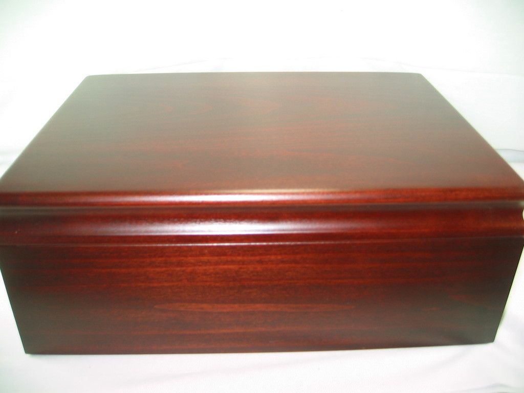 DIAMOND CROWN MAHOGANY CONCORDE HUMIDOR by REED & BARTON U S A UNUSED