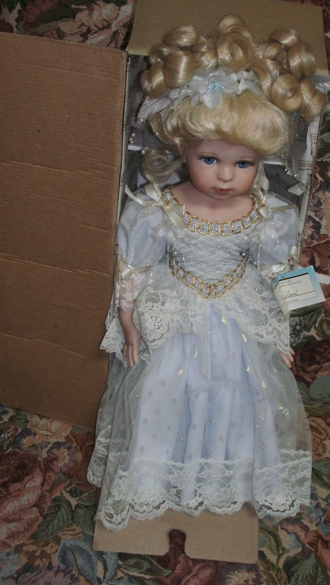  Drake Cinderella Doll by Brigitte Deval w Box Stand Hang Tag