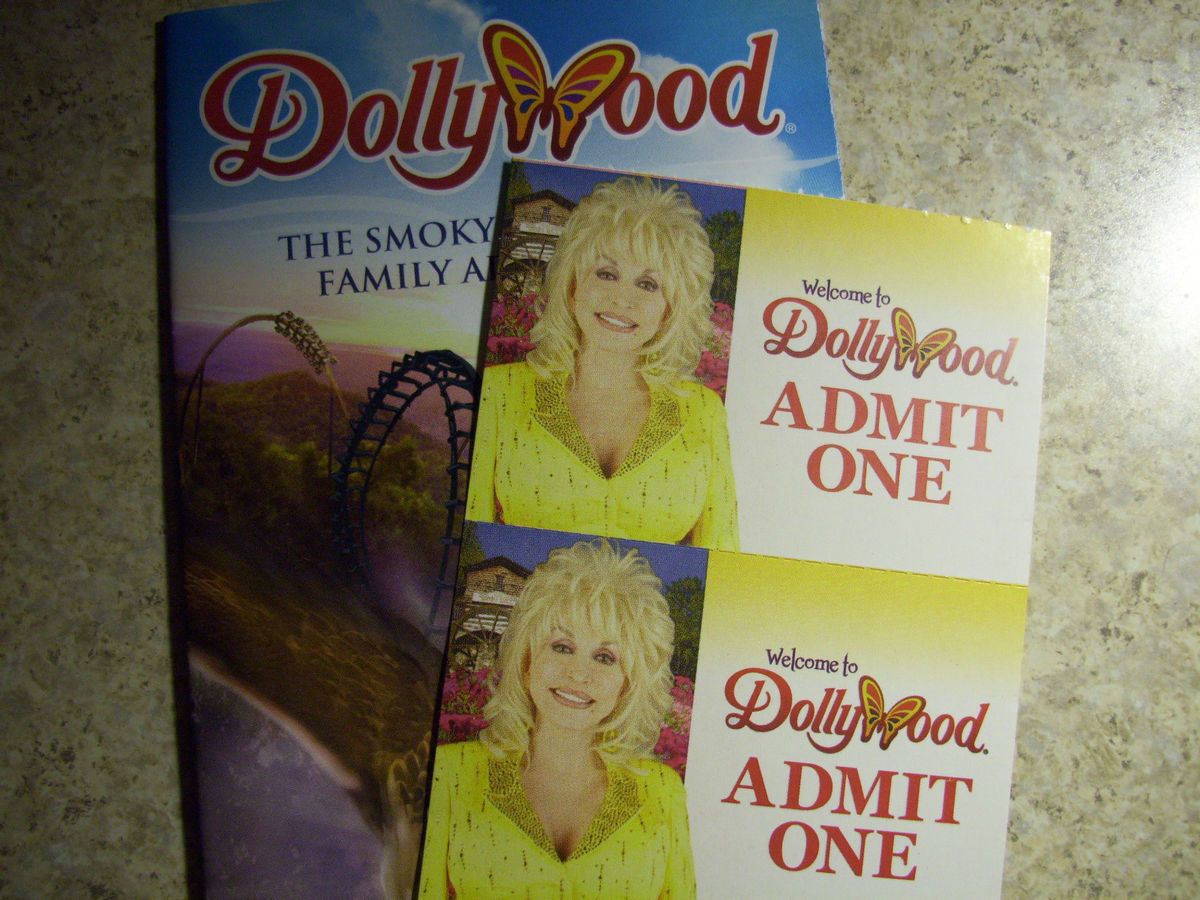  2 Dollywood Tickets