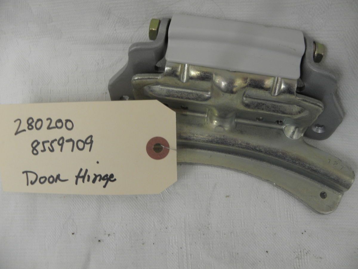 WHIRLPOOL FRONT LOAD DUET ELECTRIC DRYER 280200 8559709 DOOR HINGE