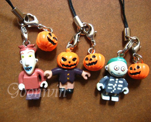 this auction is about 7 nightmare before christmas pumpkin mini figure