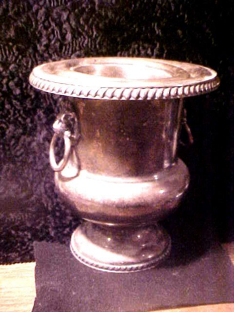 ANITQUE1940S SHEFFIELD SILVER LIONSHEAD ICE BUCKET AND INSERT