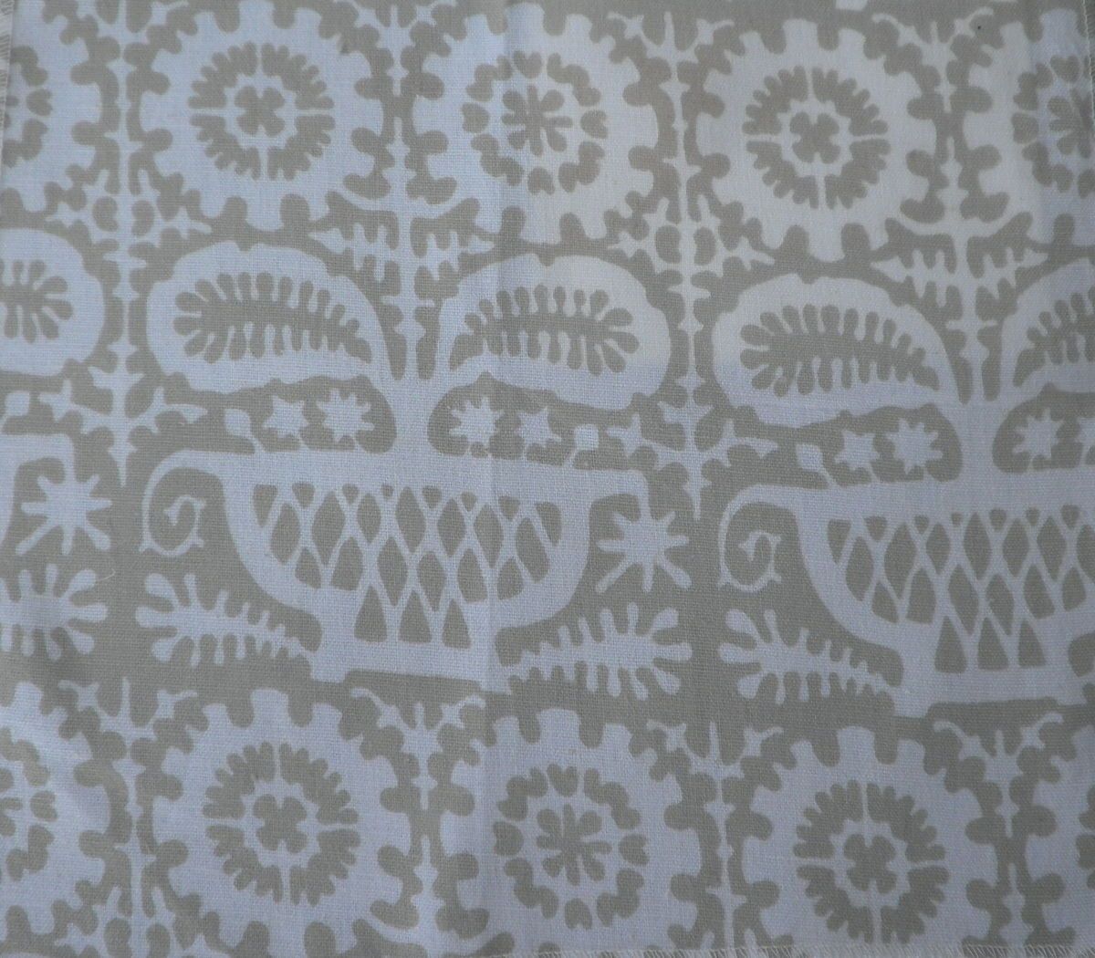 Elizabeth Eakins Sanchi Floral Toiles Indiennes Cotton Linen Remnant