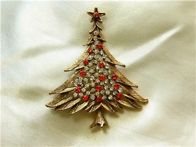 Beautiful Vintage Christmas Tree Red Rhinestone Signed MJ Ent Pin