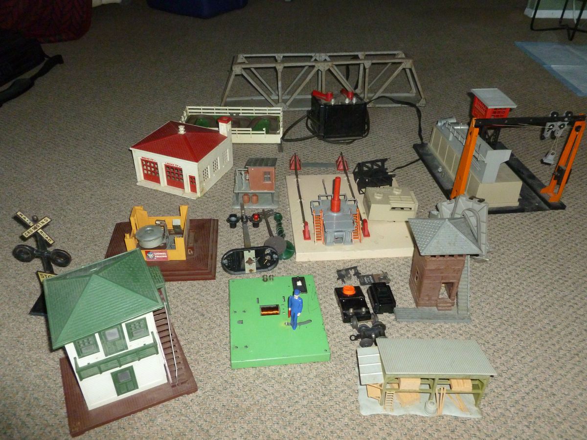 Lionel Huge Parts Lot Buildings Accessories Electronics