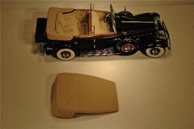  Mint 124 Scale, 1932 Cadillac V 16 Sport Phaeton 4 Door   Eliot Ness