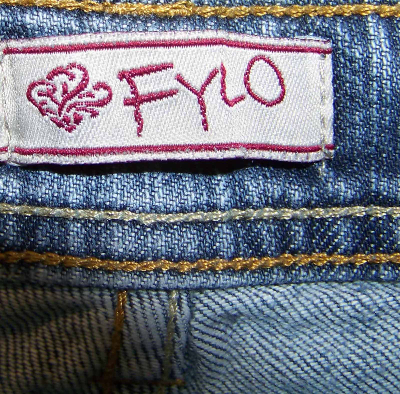 Fylo Sz 8 Shorts Bermuda Capris Womens Blue Jeans Denim Stretch FS16