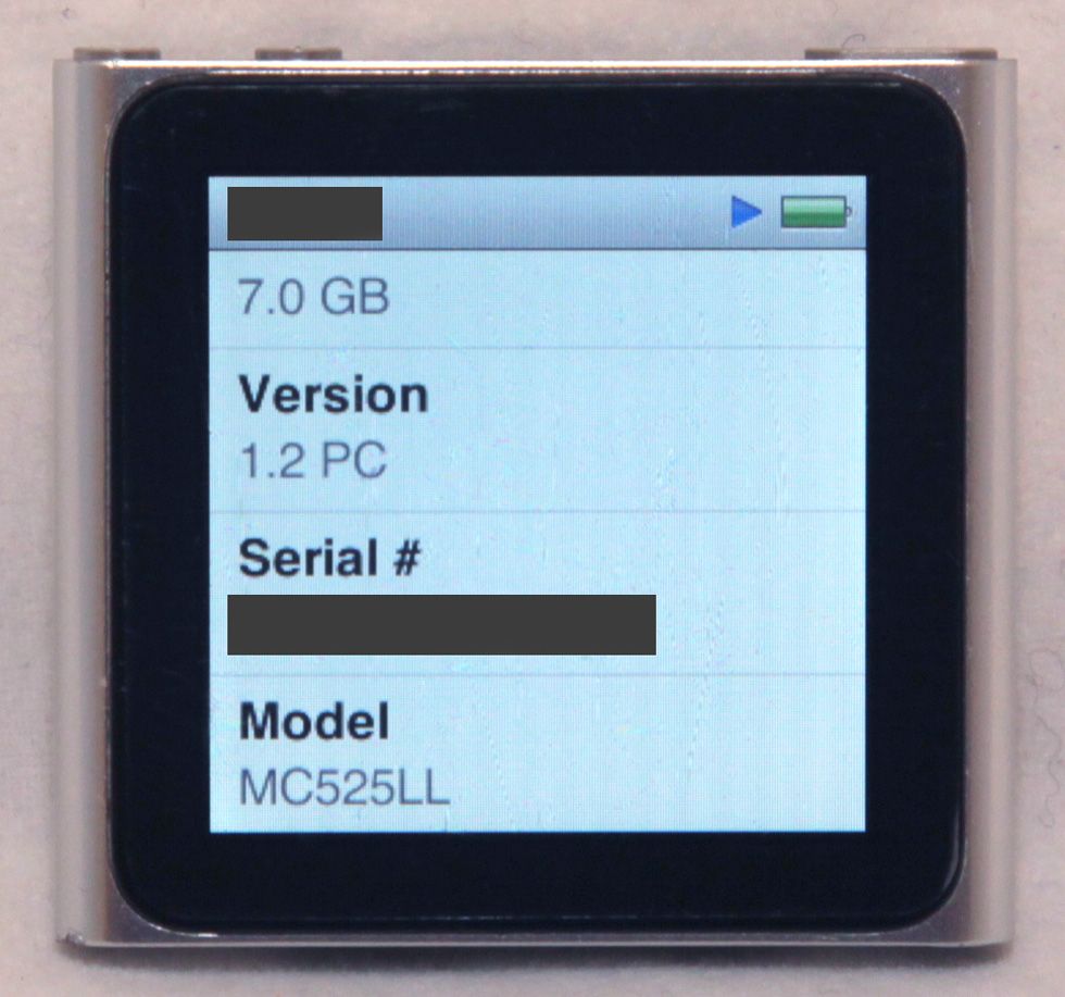 Apple iPod Nano 8GB 6th Generation A1366 MC525LL FM Tuner Silver Works
