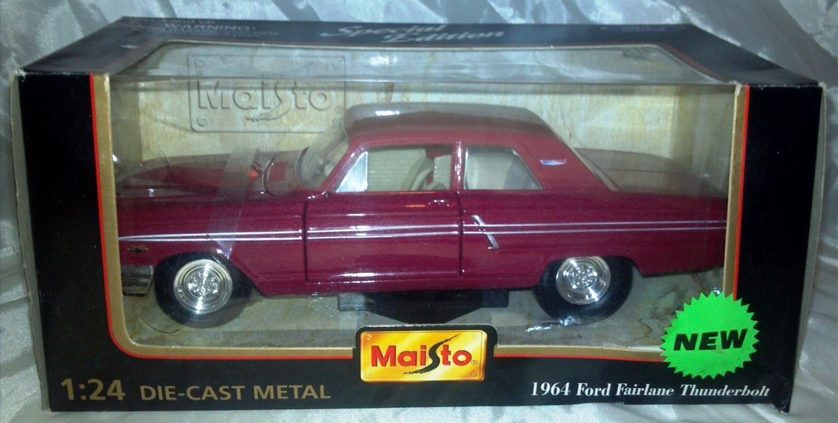 Maisto Die Cast 1964 Ford Fairlane Thunderbolt Special Edition 1 24