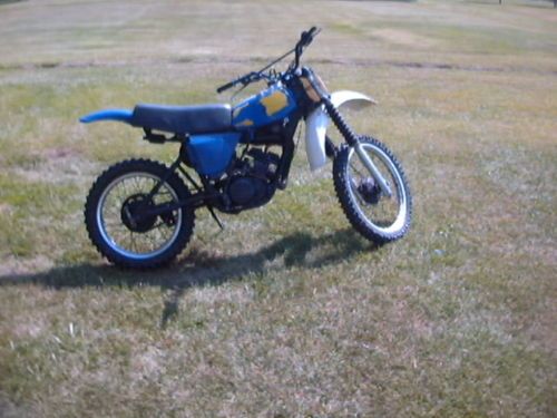  1977 1978 YZ 100 E 125 D Side Cover