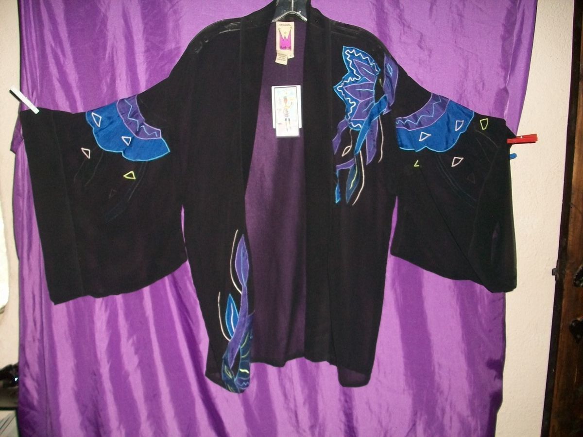 ANTHONY Antthony MARK HANKINS lovely Kimono top with Applique New with