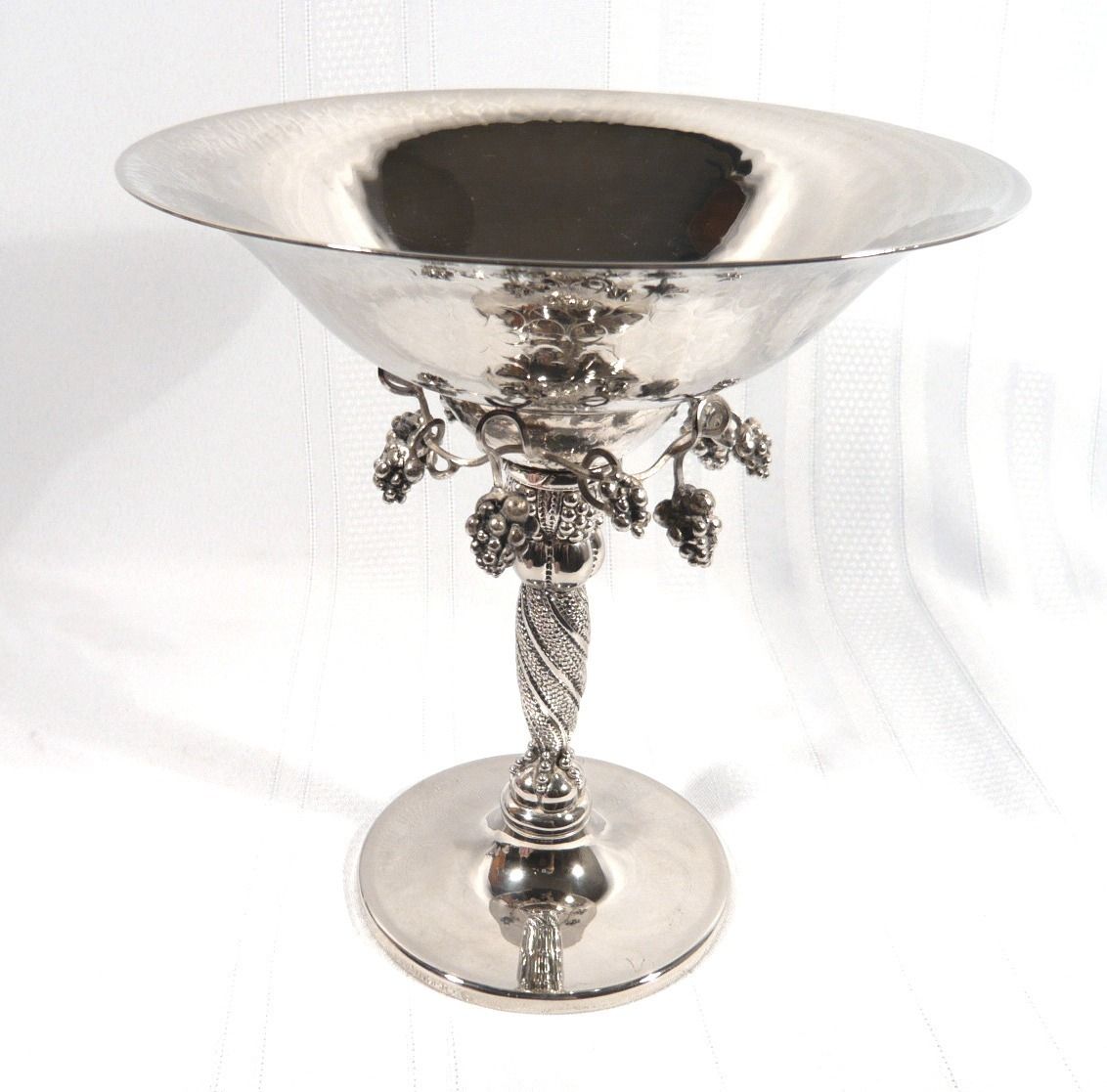 Georg Jensen Style Grape Tassa by Godinger Silver plated Compote