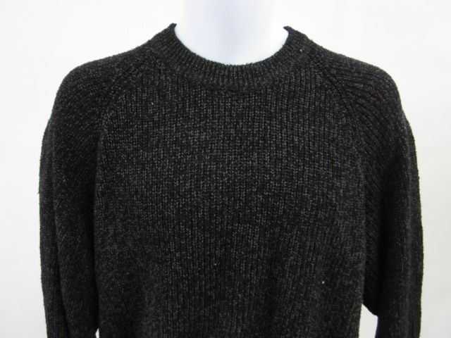  george machado gray crewneck sweater in a size large this gray sweater