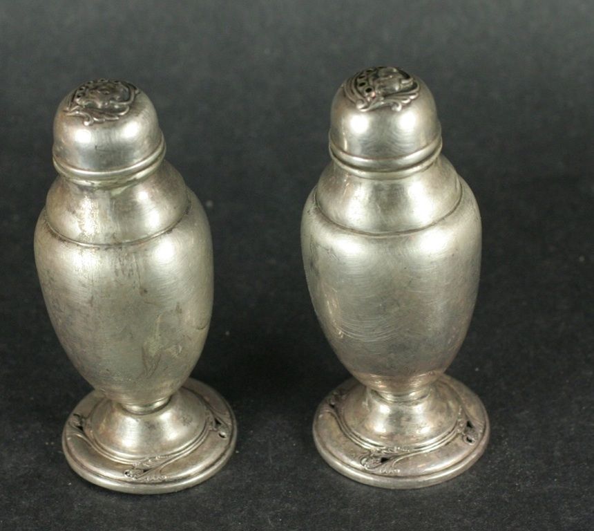 International Sterling S120 Spring Glory Salt Pepper Shakers 3 8 oz