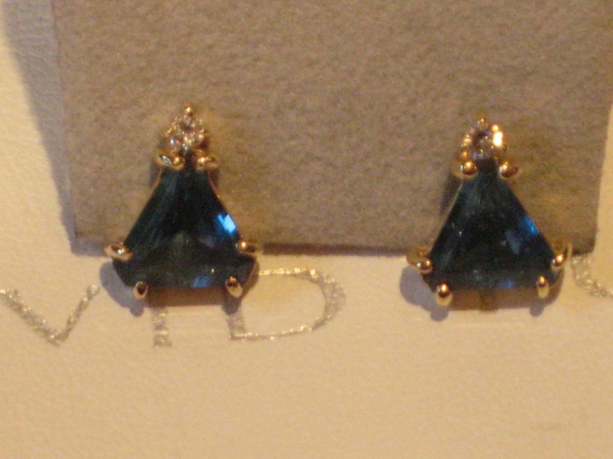 ESTATE 14K YELLOW GOLD LONDON BLUE TOPEZ DIAMOND EARRINGS A STUNNER