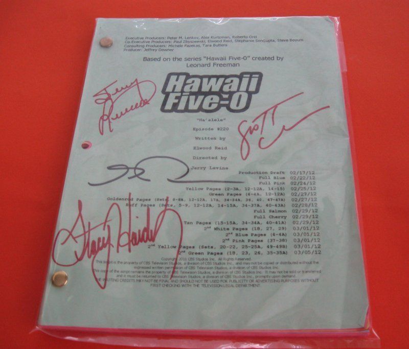 Stacy Haiduk Scott Caan Grace Park Director Signed Hawaii 5 0 Shooting