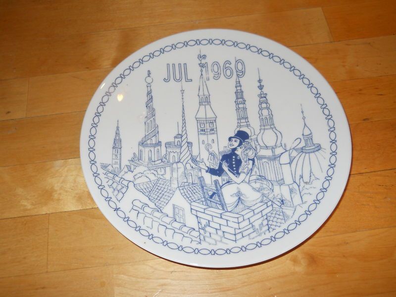 Bygdo Danmark Hans Christian Andersen 1969 Plate On PopScreen