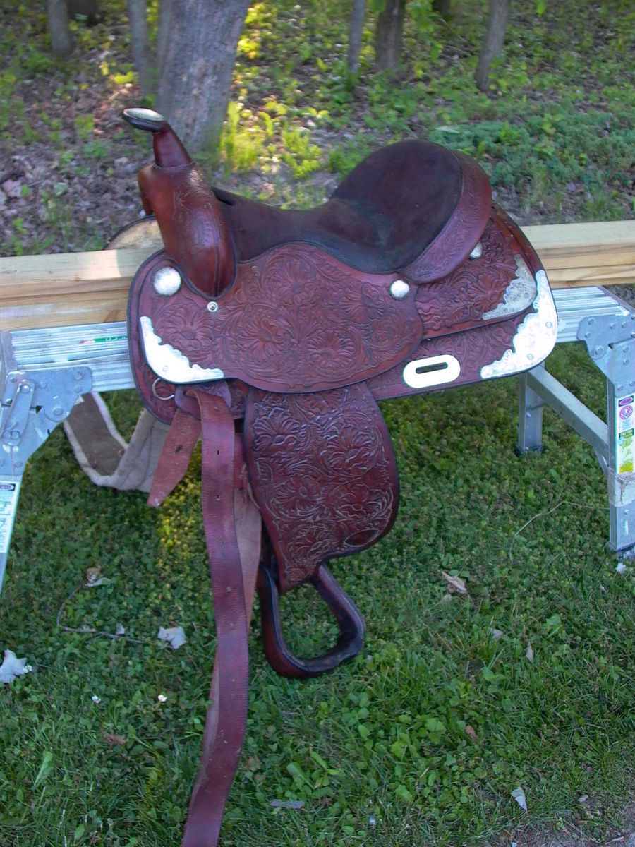 Hereford Tex Tan of Yoakum 15 Saddle