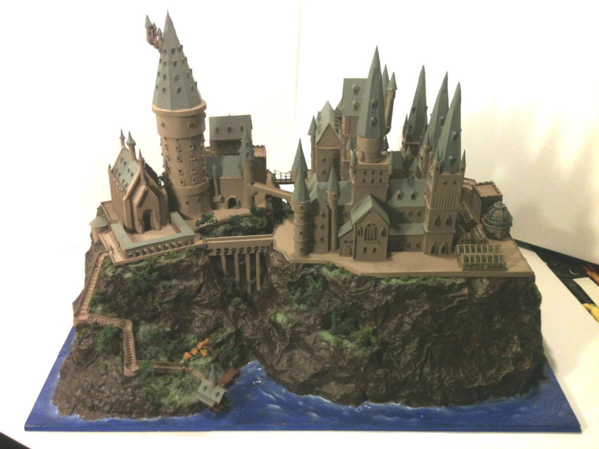 Hogwarts Castle Harry Potter Scratch Made Model Not Sideshow. Artist