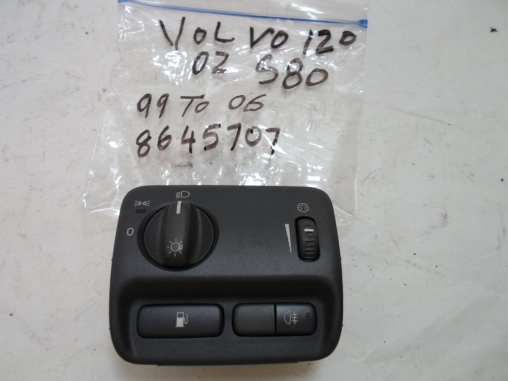 99 03 Volvo S80 Headlight Control Switch w Fog Lamp Control Fits Volvo