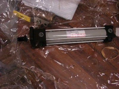 Horiuchi Machinery Hydraulic Cylinder 1FA32S35B165DAB