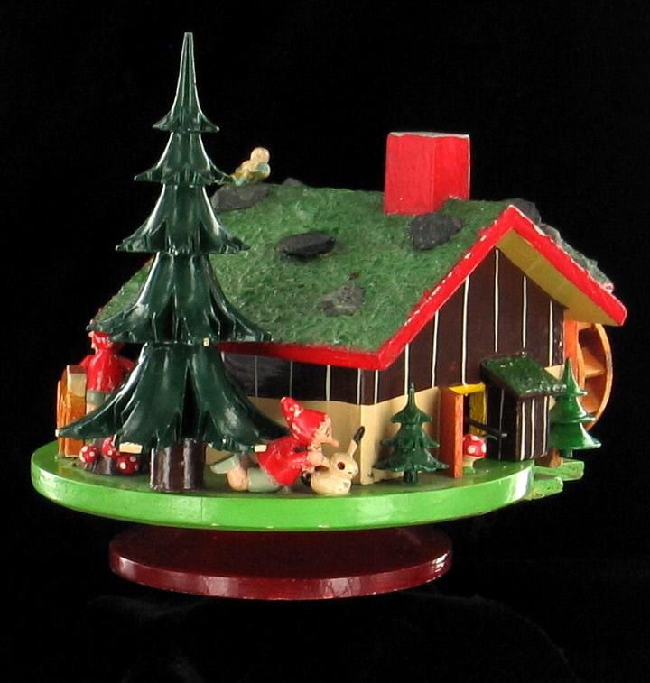  STEINBACH CHRISTMAS MECHANICAL THORENS SANTA MUSIC BOX TURNS DARLING