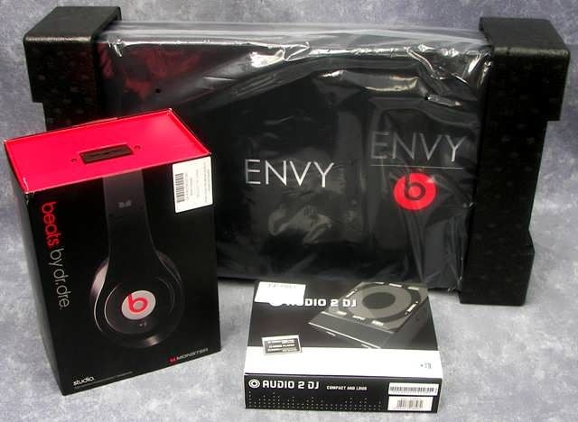 NEW HP ENVY 15 BEATS Ltd.Ed. 15 UltraBook, Intel i7, 500GB, 6GB + DJ