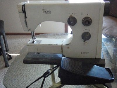 Viking Husqvarna Sewing Machine 10 30 with Foot Pedal