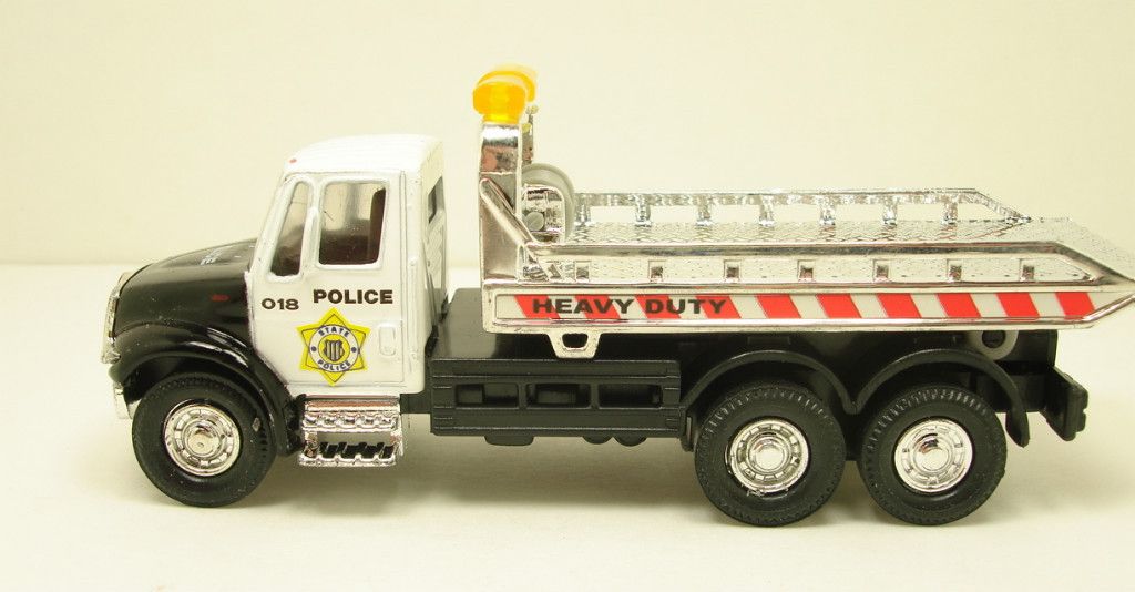 New International Flat Bed Rollback Police Tow Truck Diecast 5 5