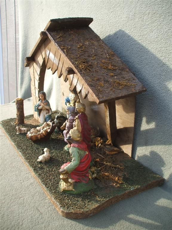 Vintage Nativity Scene Set Stable with 10 Paper Mache Figurines Fontanini Italy  