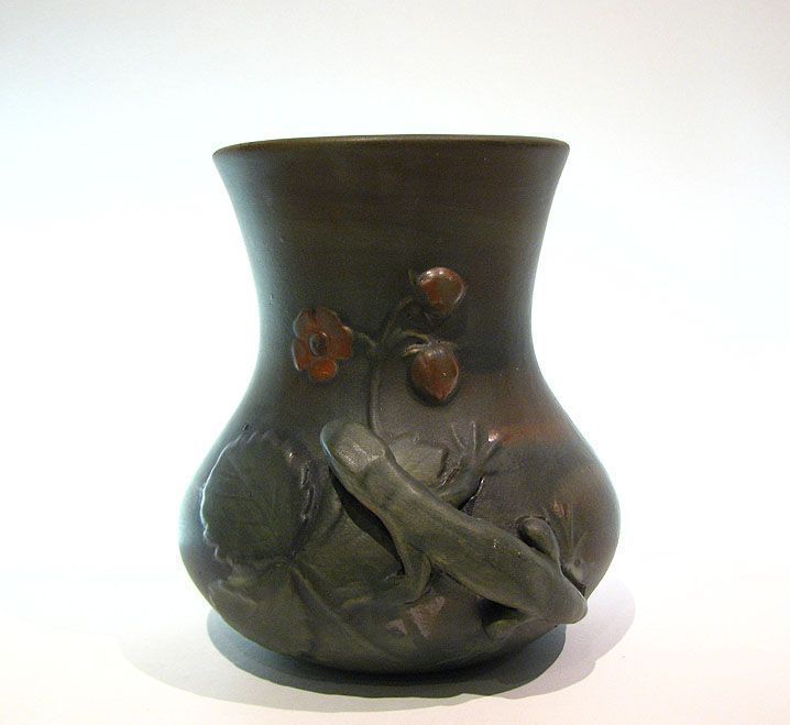 Weller Arts and Crafts Pottery Kenova Salamander Vase