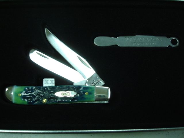 XX Mini Trapper w Pick Kentucky Bluegrass Bone Knife in Tin