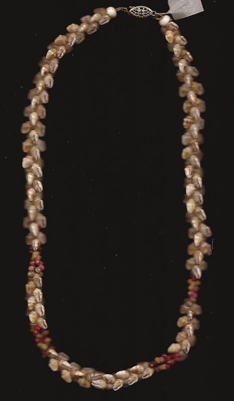 Hawaii 100 Niihau 18 1 2 inch Fancy Kipona Lei