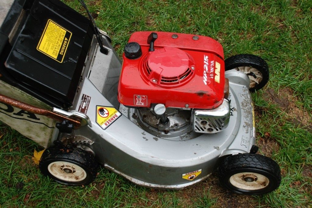 Honda 215 Lawn Mower