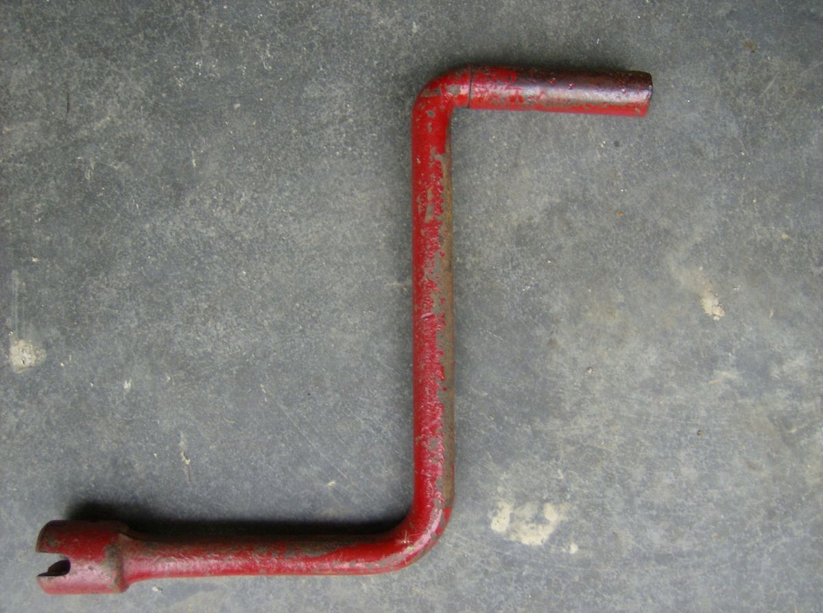 Farmall F20 Regular F12 F14 Hand Crank