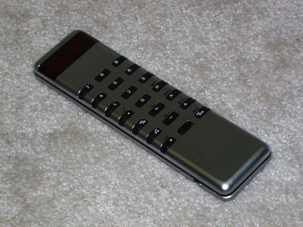 Sinclair Sovereign Vintage Thin LED Calculator Made in England Has