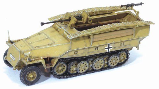 Dragon Armor German SD Kfz 251 7 Half Track Panzer Lehr 60306