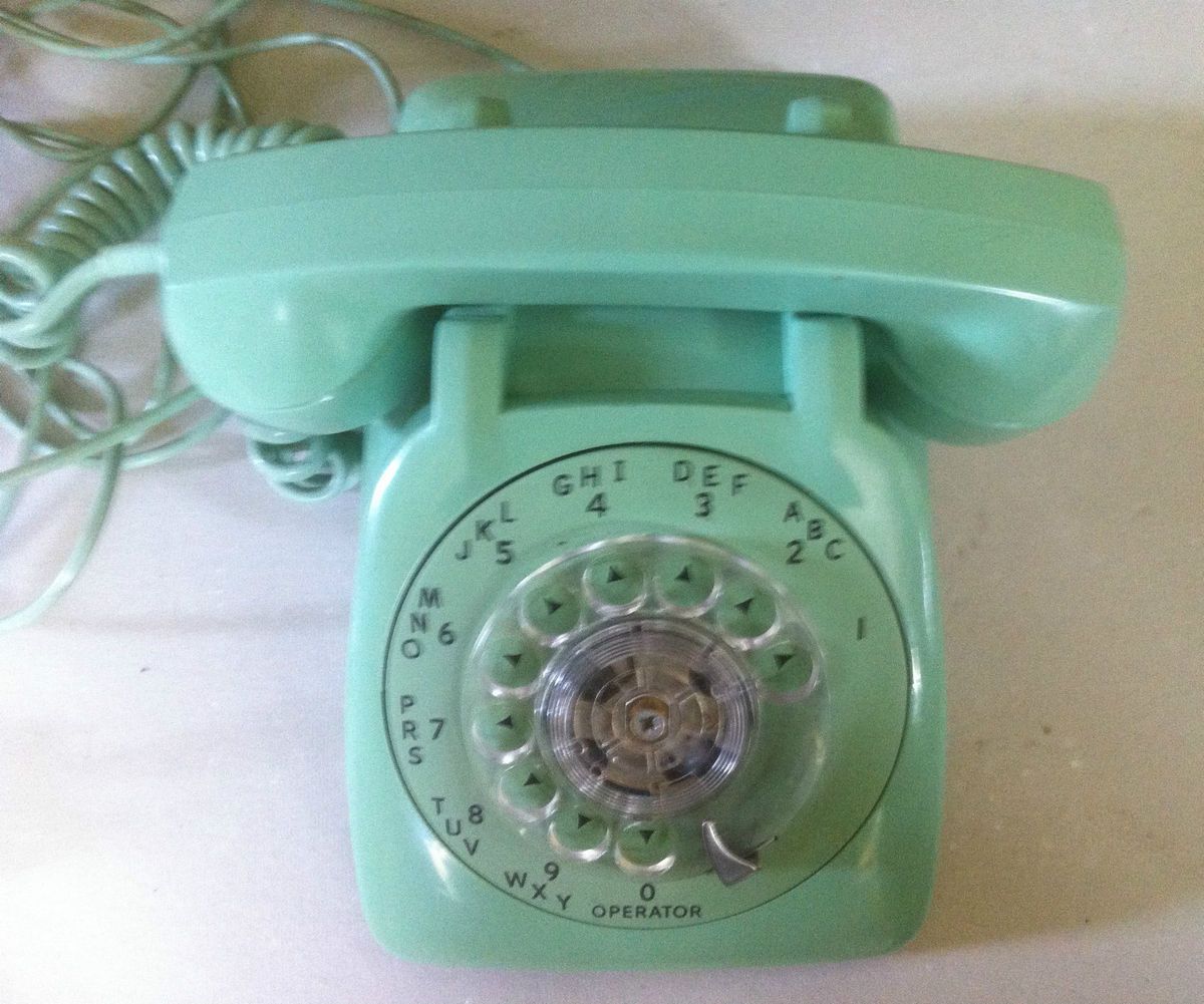 Vintage Aqua Turquoise Automatic Electric Rotary Dial Telephone