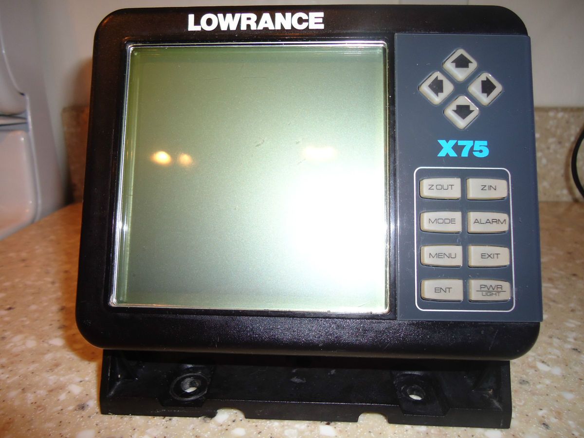 Lowrance x75 Fishing Graph