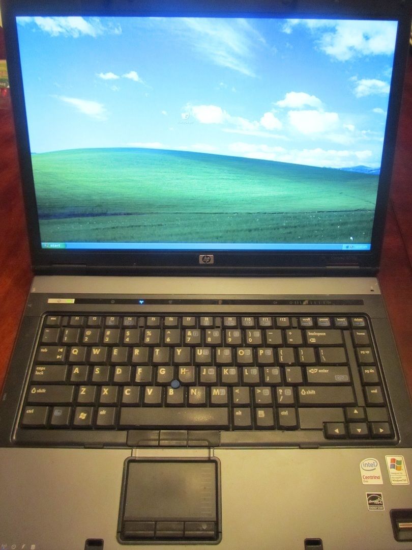 HP 8510p Laptop Core 2 Duo 2 0GHz 2GB 250GIG HD HDMI Bluetooth