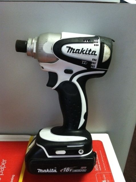 Makita BTD142 18V Li ion Cordless Impact Drill