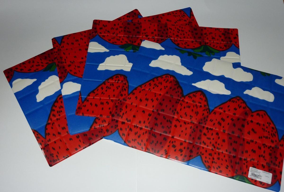 Marimekko Mansikkavuoret Oilcloth Placemats 4 Pcs Finland