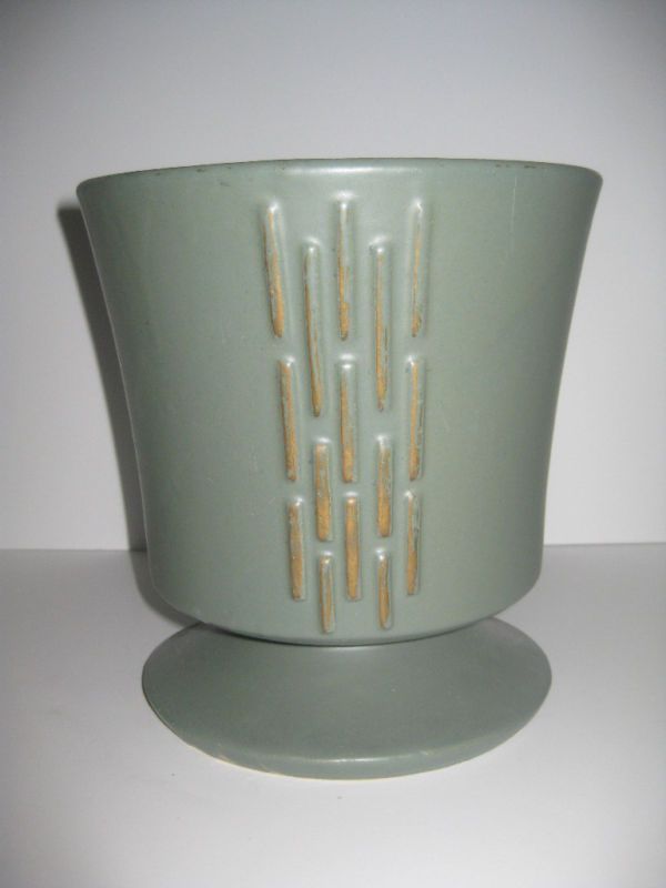 McCoy Pottery Green Matt Jardiniere Flower Pot Vesta