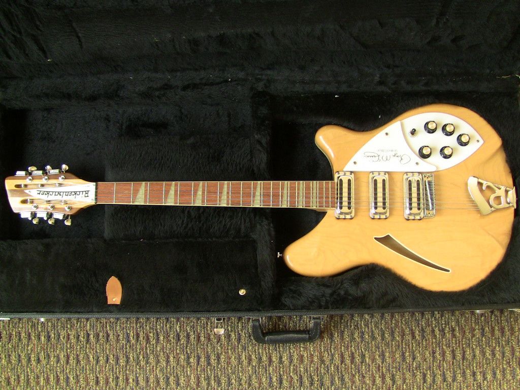 Rickenbacker 370 12 Roger McGuinn Signature Model