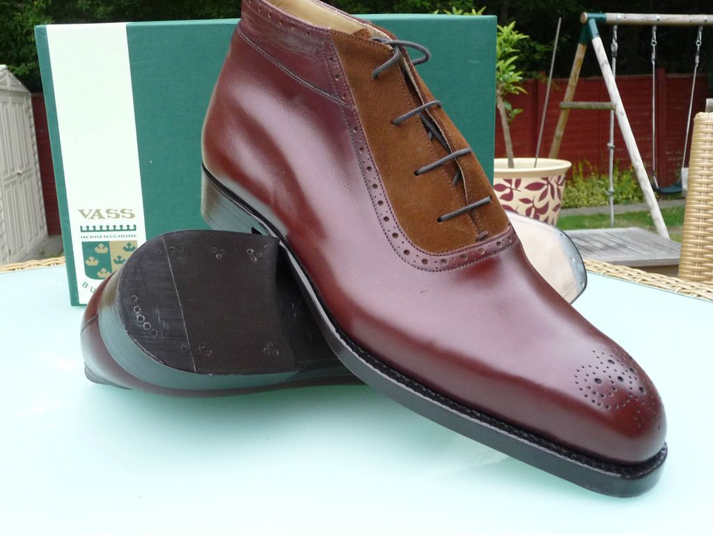 EV11  K Last Laszlo VASS   Italian Oxf Boots Eu 44   Dk Cognac & Mid