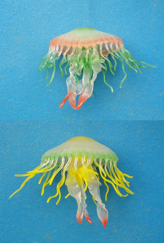 NEW AAA JELLYFISH PLASTIC SEA FISH MODEL TOY REALISTIC FIGURE ELC