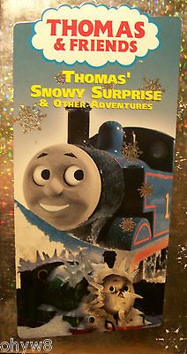 THOMAS THE TANK ENGINE & FRIENDS THOMAS SNOWY SURPRISE CHRISTMAS