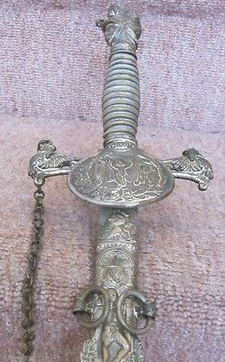 Knights Head Pythias/Columb us Sword Fraternal Henderson Ames Silver