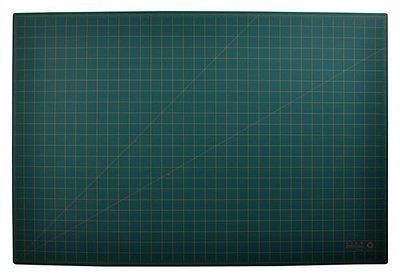 Lion Post Consumer Recycled Large Cutting Mat 24 x 36 Inches Green 1